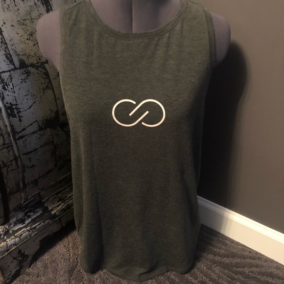 CALIA by Carrie Underwood Tops - Calia by Carrie Underwood